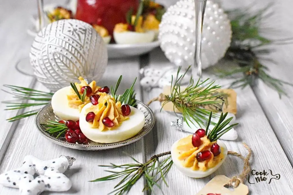 Christmas Deviled Eggs