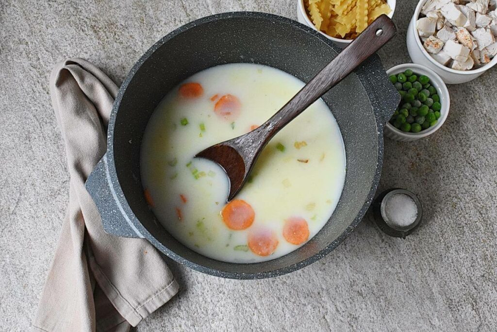 Creamy Chicken Noodle Soup recipe - step 3