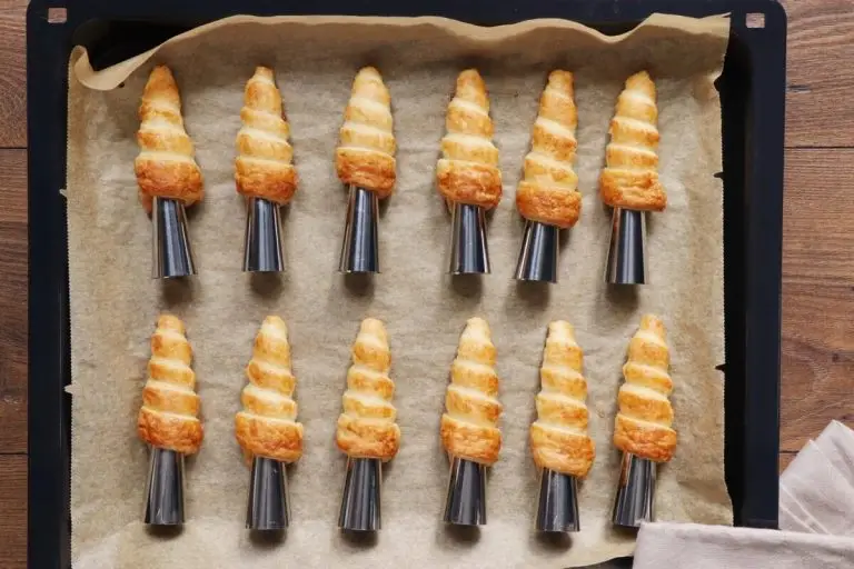 Step 10 - Italian Cream Stuffed Cannoncini