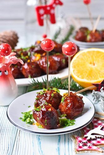 Slow Cooker Cranberry BBQ Meatballs