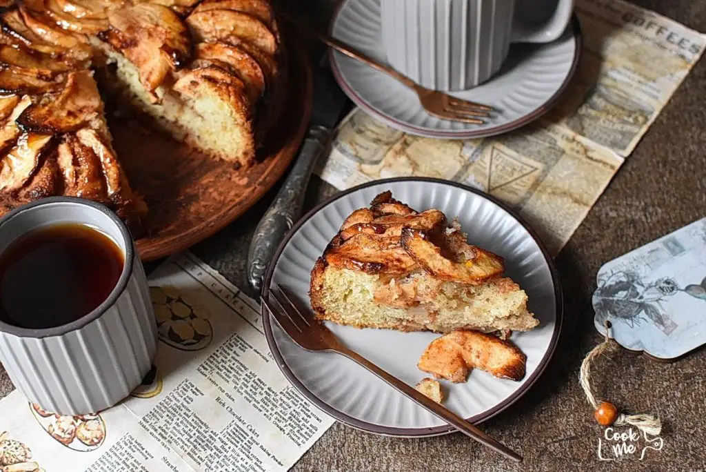 Cinnamon Apple Tea Cake