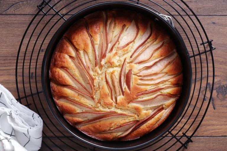 Step 9 - Fresh Ginger and Pear Cake