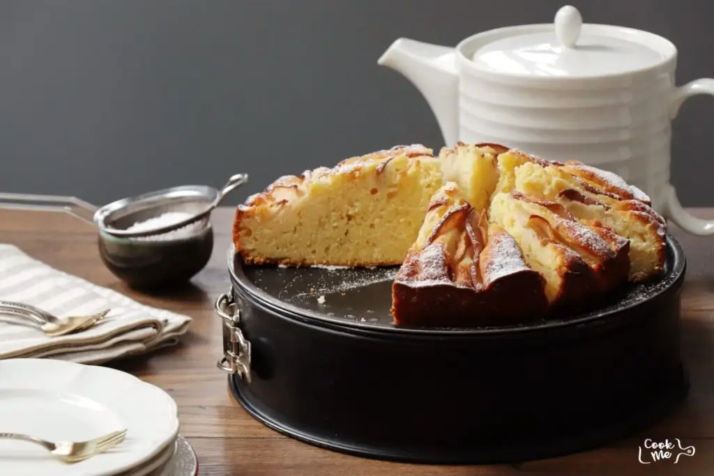Fresh Ginger and Pear Cake