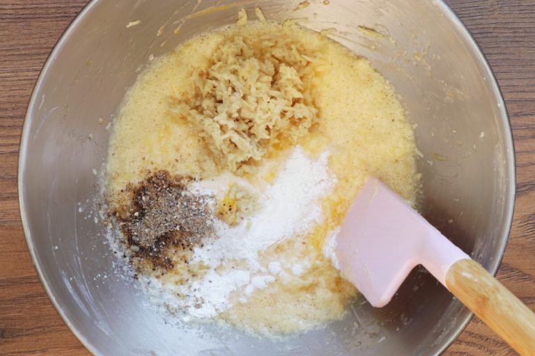 Step 4 - Fresh Ginger and Pear Cake