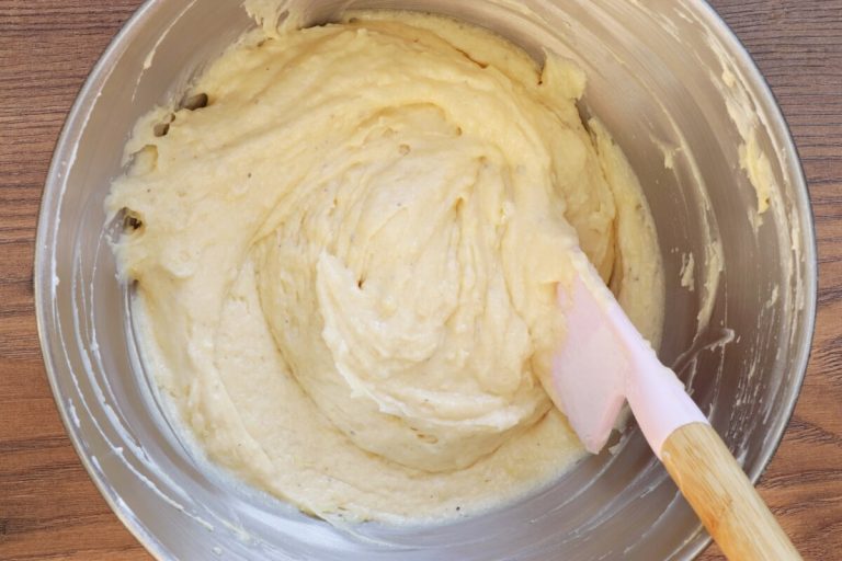 Step 5 - Fresh Ginger and Pear Cake