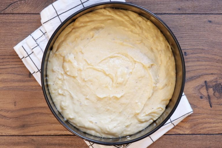 Step 6 - Fresh Ginger and Pear Cake