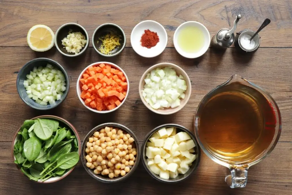 Ingredients for Chickpea Soup with Spinach