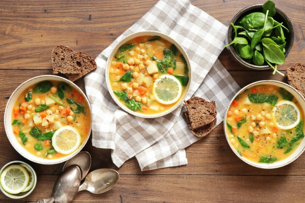 How to serve Chickpea Soup with Spinach