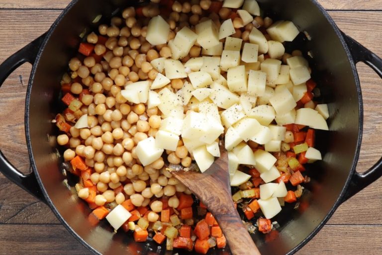 Step 4 - Chickpea Soup with Spinach
