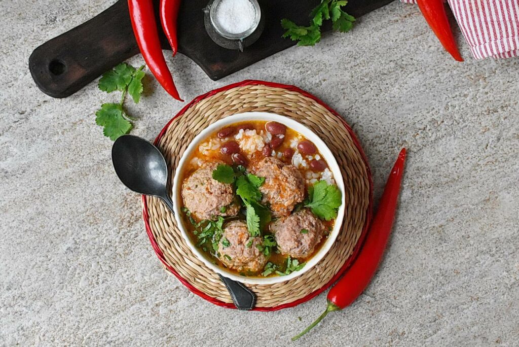 How to serve Mexican Meatball Soup