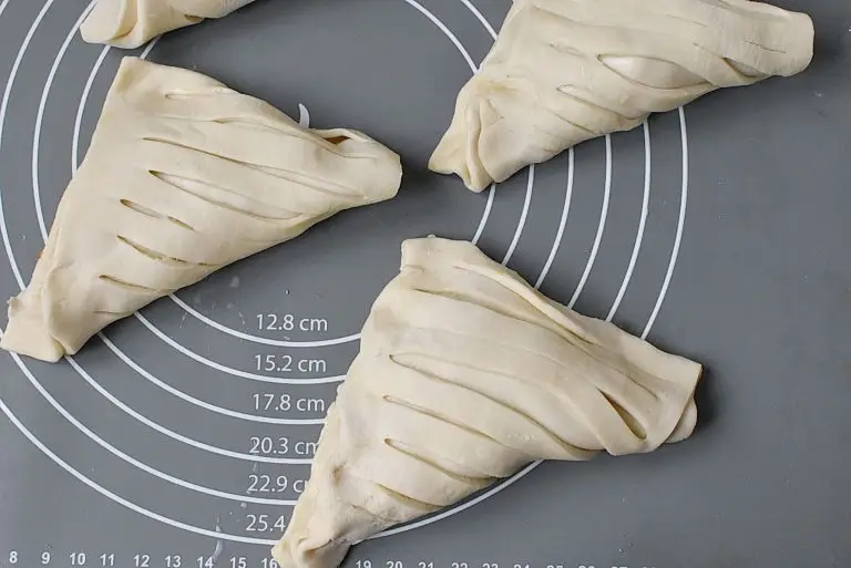 Step 6 - Quick Pear Pastries