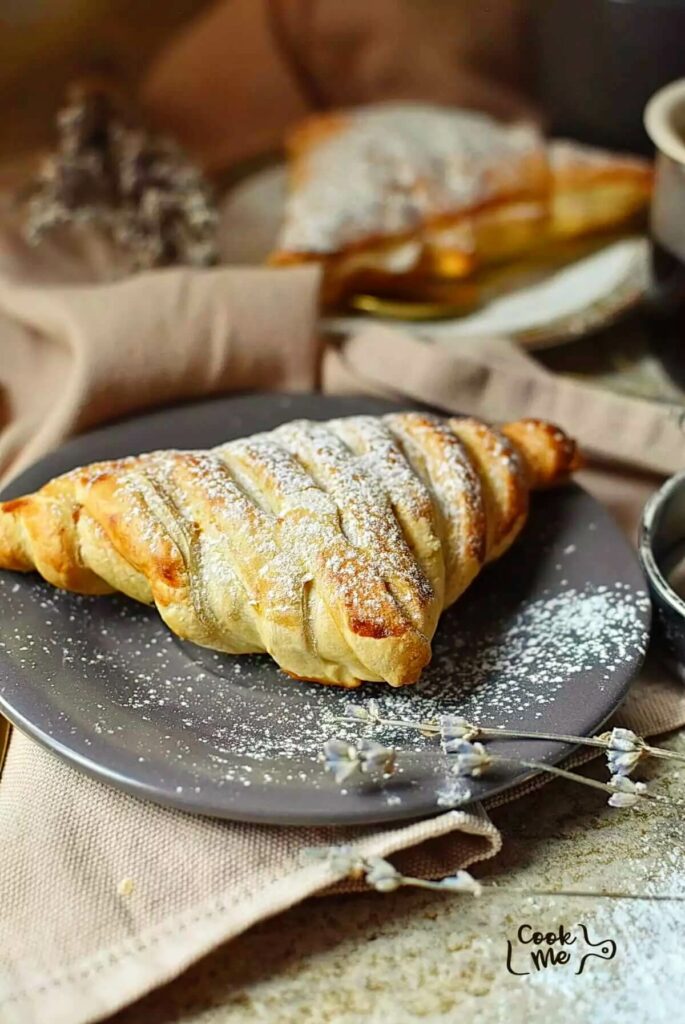 Quick Pear Pastries