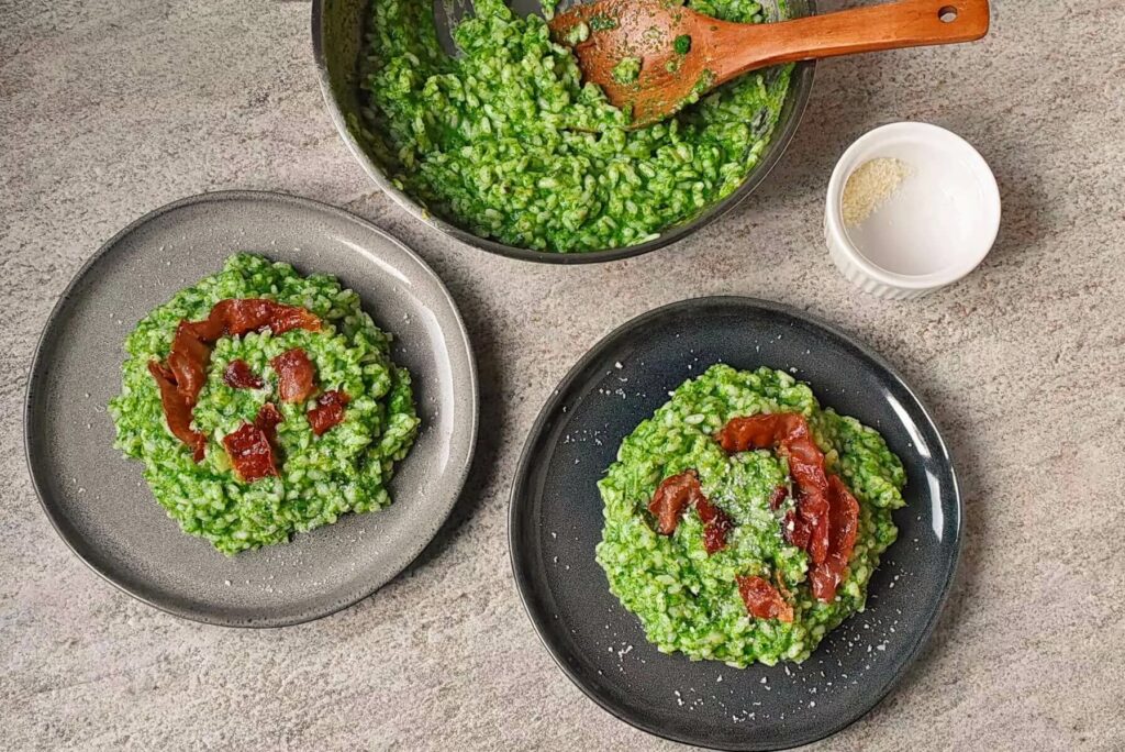 How to serve Spinach and Lemon Risotto
