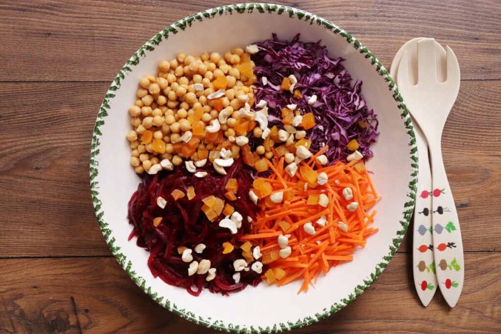 Winter Carrot and Beet Salad recipe - step 3