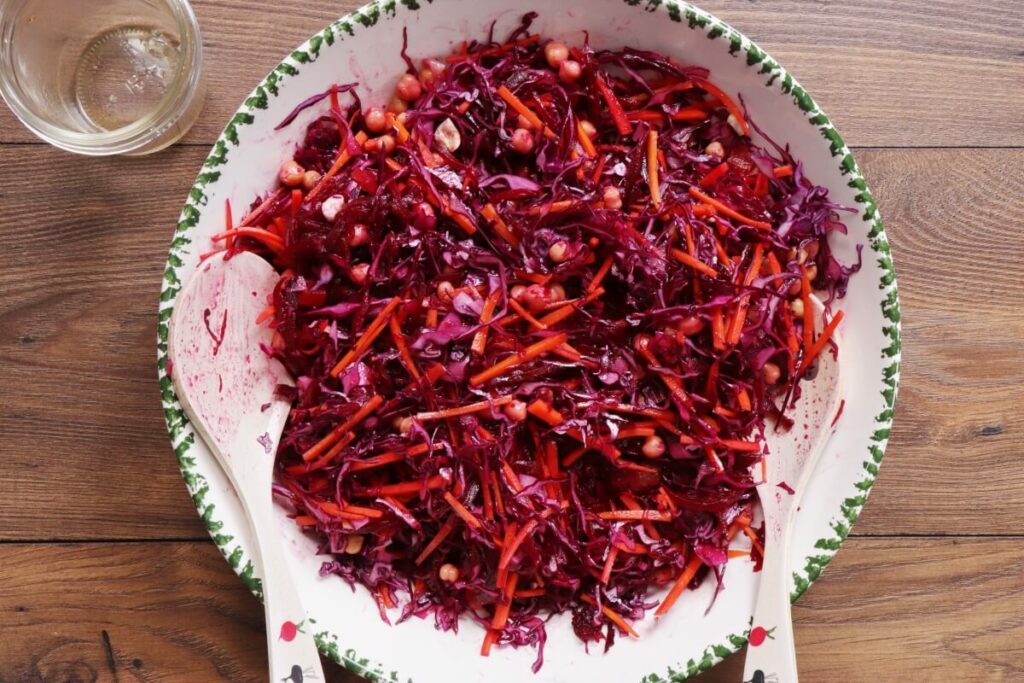 Winter Carrot and Beet Salad recipe - step 4