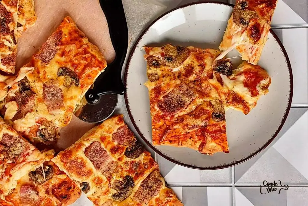 Three-Cheese Pizza with Pancetta and Mushrooms