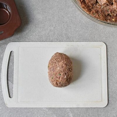 Egg Stuffed Meatballs recipe - step 7
