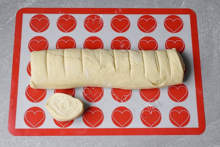 Step 10 - Italian Rose Cake