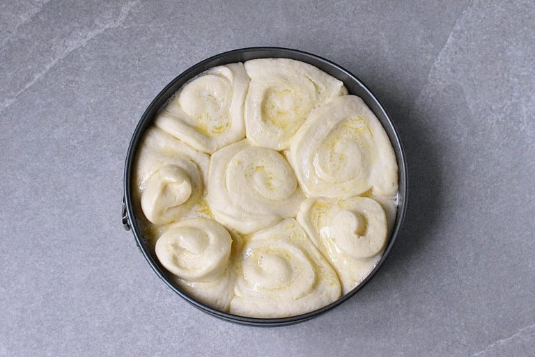 Step 10 - Italian Rose Cake