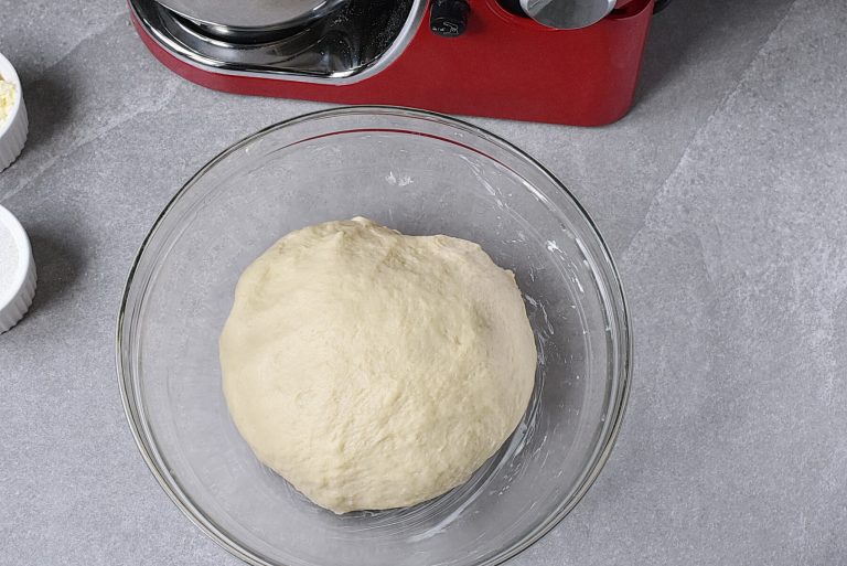 Step 4 - Italian Rose Cake