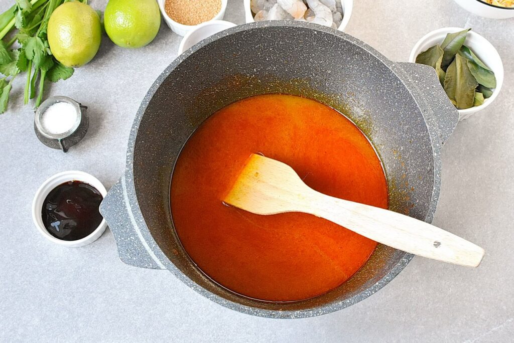 Laksa (Coconut Curry Noodle Soup) recipe - step 3