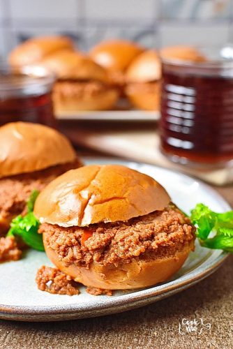 Slow Cooker Sloppy Joes Sliders