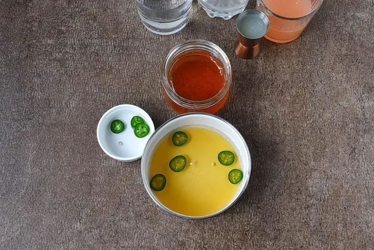 Step 1 - Spicy Grapefruit Paloma