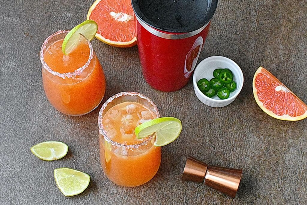 How to serve Spicy Grapefruit Paloma