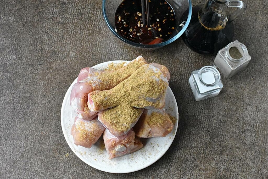 Hoisin and Honey Slow-Cooker Chicken Drumsticks recipe - step 2