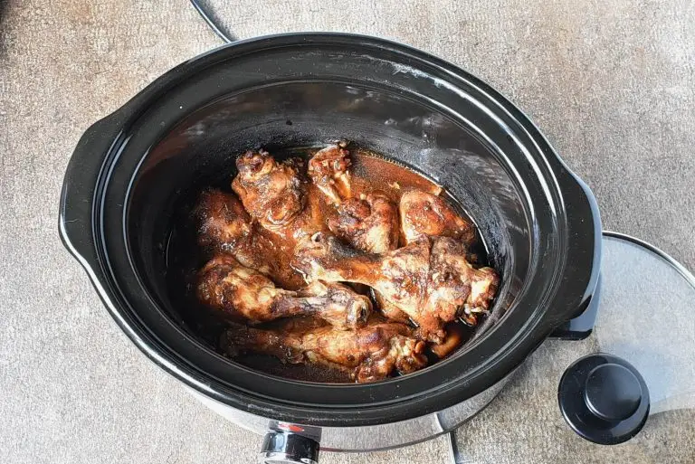Hoisin and Honey Slow-Cooker Chicken Drumsticks recipe - step 4