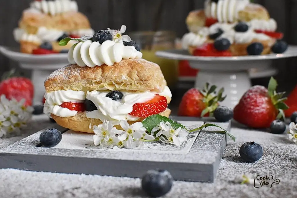 Lemon Cream Puffs