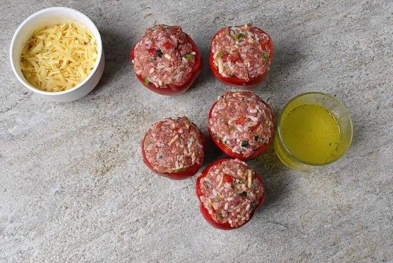 Step 3 - Slow-Cooker Stuffed Peppers