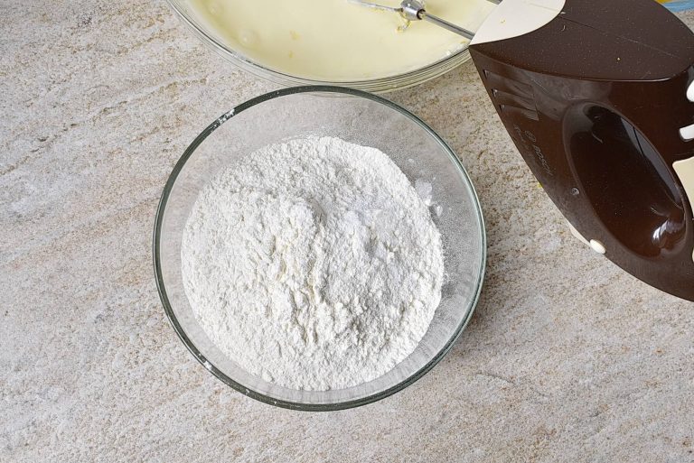 Step 7 - Southern Lemon Pound Cake