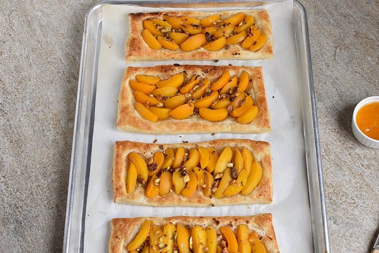 Step 7 - Apricot and Pistachios Tart