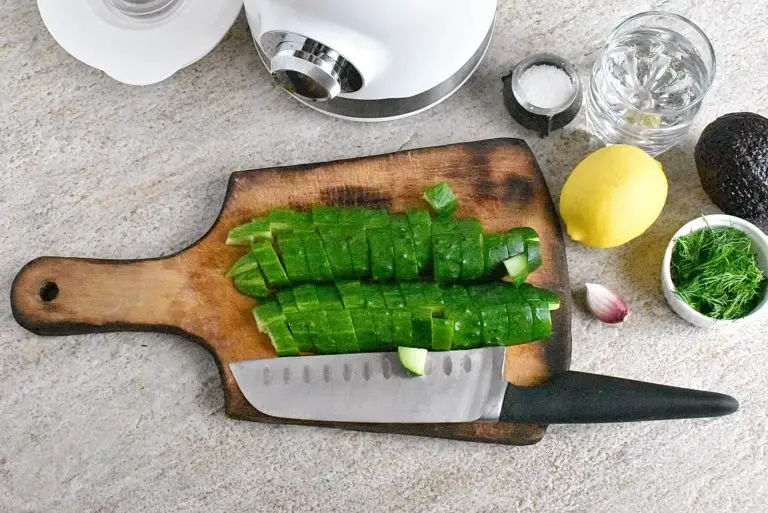 Step 1 - Chilled Avocado and Cucumber Soup
