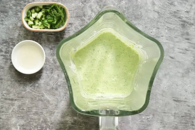 Cucumber, Yogurt and Herb Soup recipe - step 4
