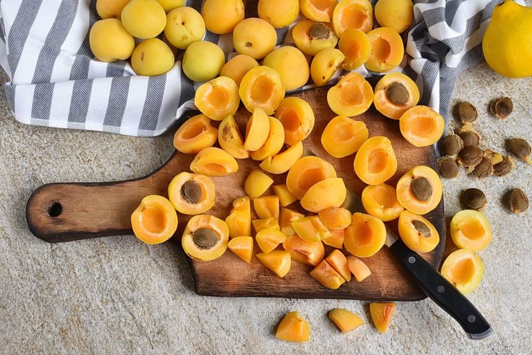 Step 1 - Easy Apricot Jam (Pectin-Free)