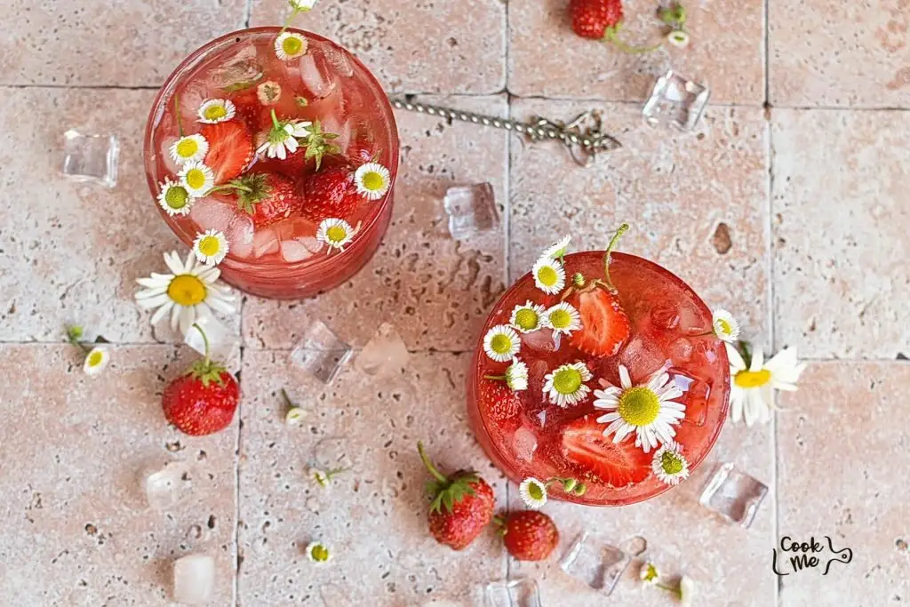 Strawberry Chamomile Paloma