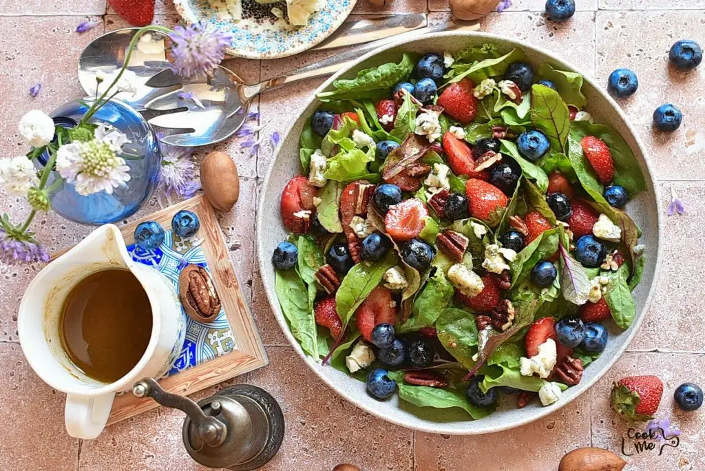 Strawberry and Mixed Green Salad