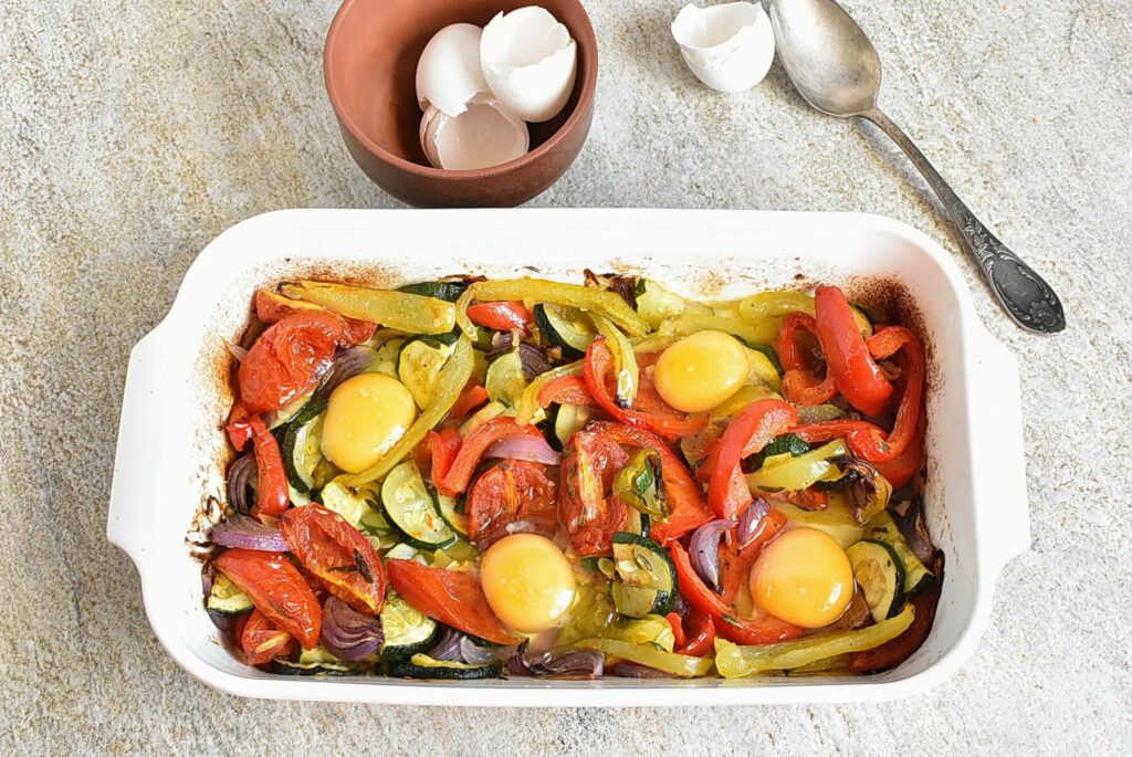 Summer Roasted Vegetable Baked Eggs recipe - step 4