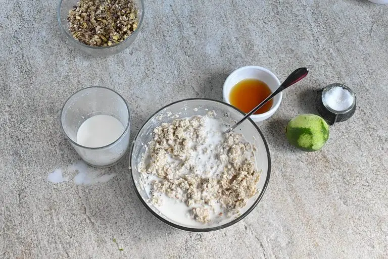 Baklava Overnight Oats recipe - step 4