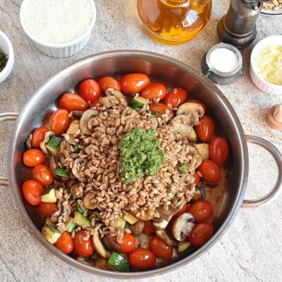 Farro with Blistered Tomatoes & Pesto recipe - step 4