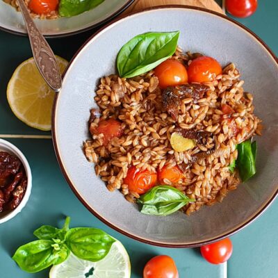 One-Pot Sun Dried Tomato Farro Recipes– Homemade One-Pot Sun Dried Tomato Farro – Easy One-Pot Sun Dried Tomato Farro