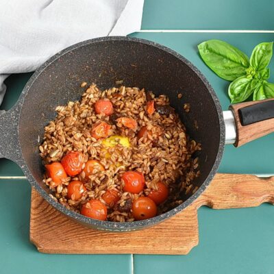 One-Pot Sun-Dried Tomato Farro recipe - step 4