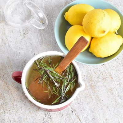 Rosemary Lemonade recipe - step 1