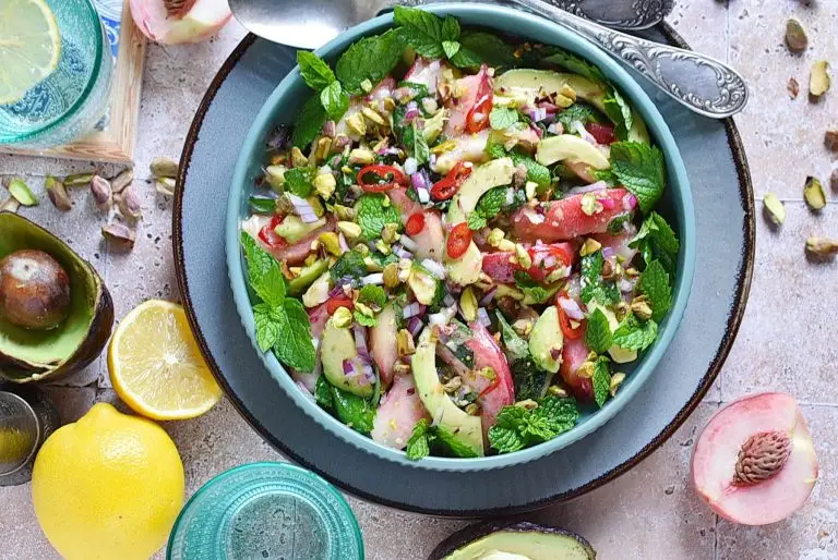 Step 4 - Spicy Avocado and Peach Salad