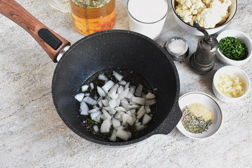 Vegan Cauliflower Soup recipe - step 1