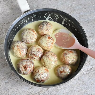 Chicken Meatballs with Honey Mustard Sauce recipe - step 8