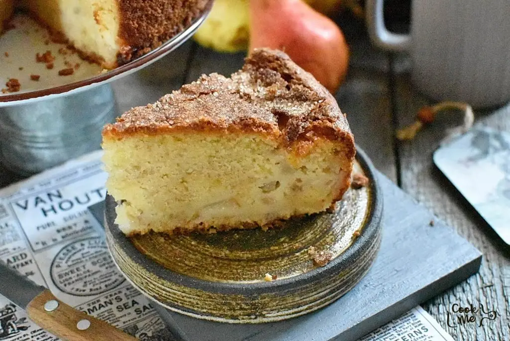 Cinnamon Pear Cake