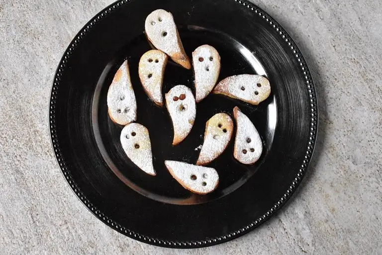 How to serve Halloween Ghost Linzer Cookies